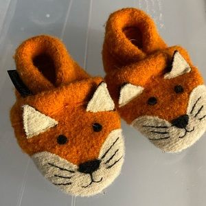 Garnet Hill Wool shoes slippers 6-12 months orange fox